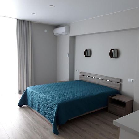 Green Line Apartment Mtsvane Konts'khi Extérieur photo