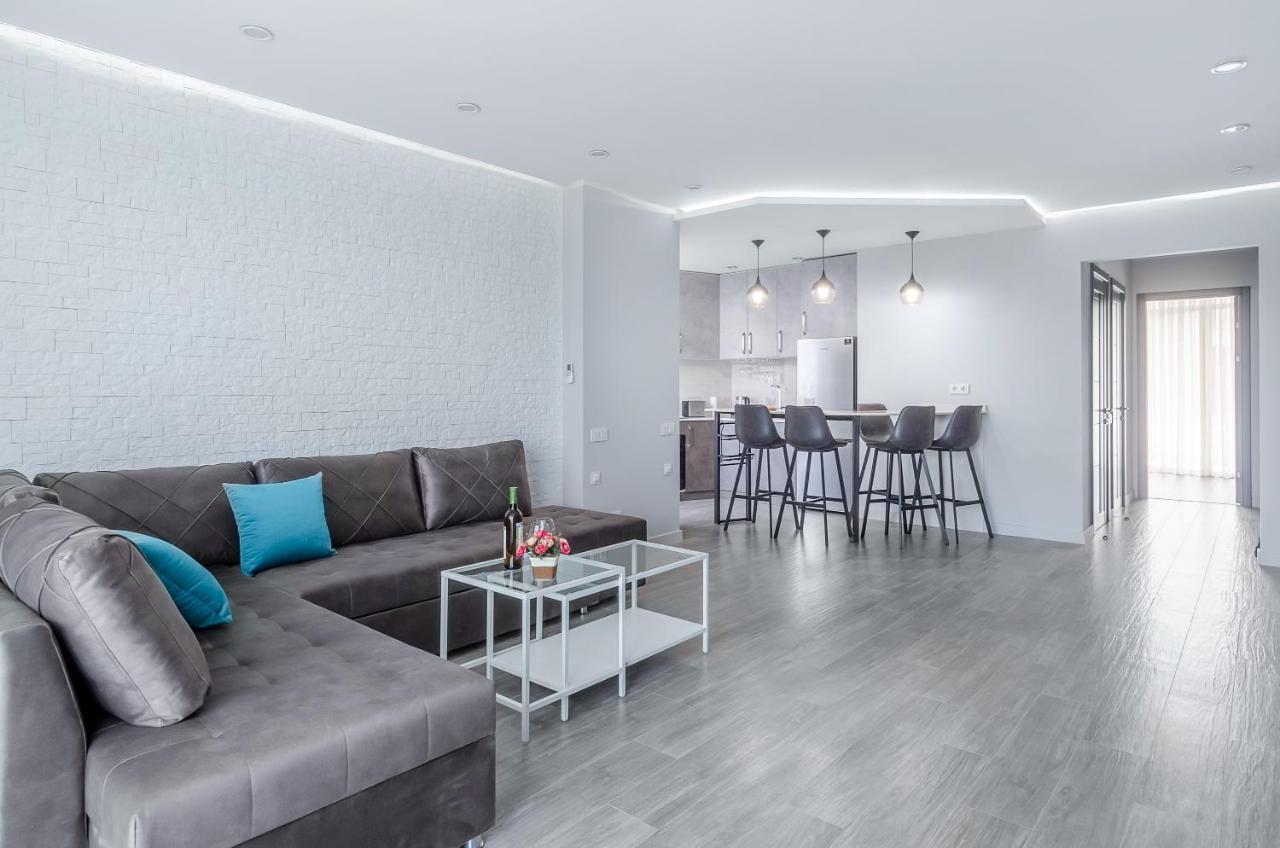 Green Line Apartment Mtsvane Konts'khi Extérieur photo