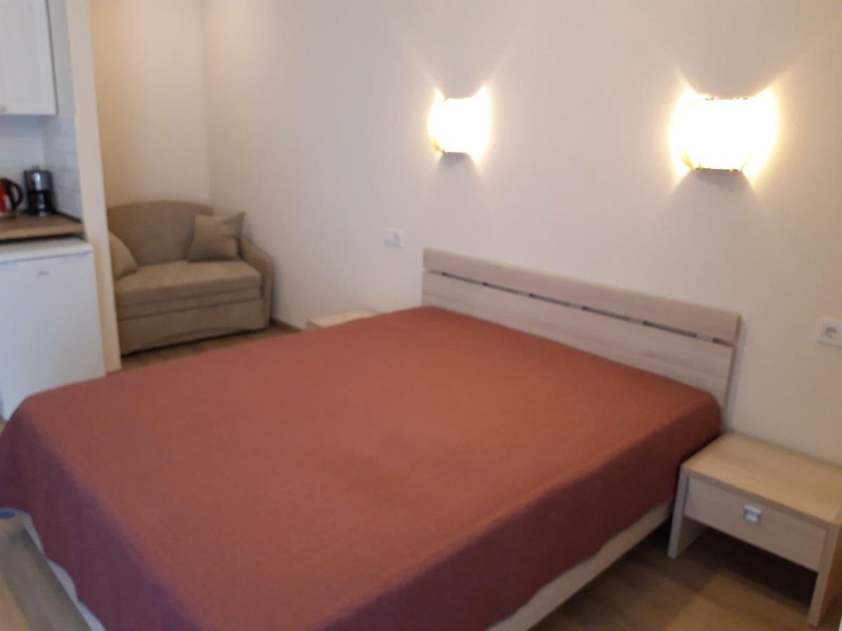 Green Line Apartment Mtsvane Konts'khi Extérieur photo
