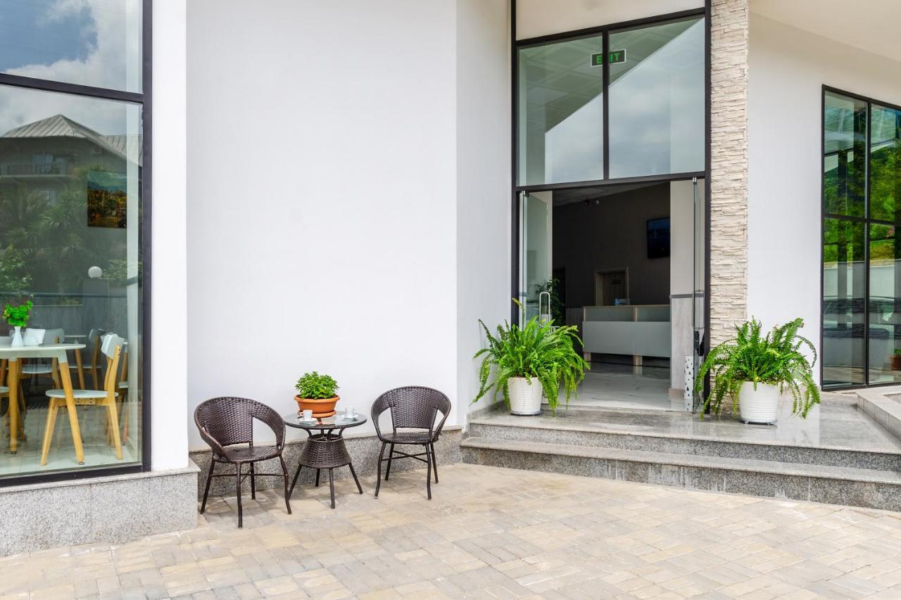 Green Line Apartment Mtsvane Konts'khi Extérieur photo